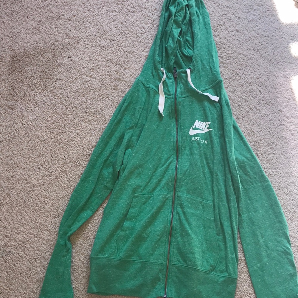 worn once nike zip up!